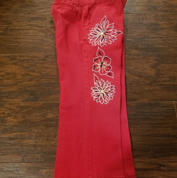 Mary Kate & Ashley red embroidered pants - Picture 3 of 5